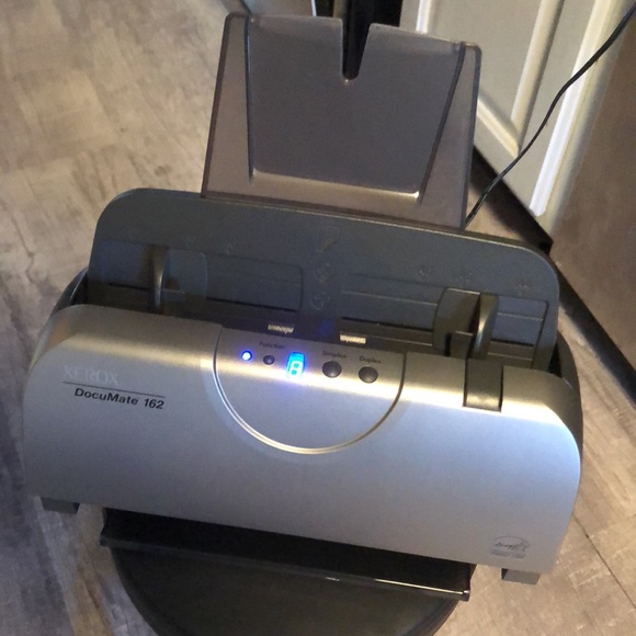 Great item Xerox documate 162 scanner - Picture 3 of 11